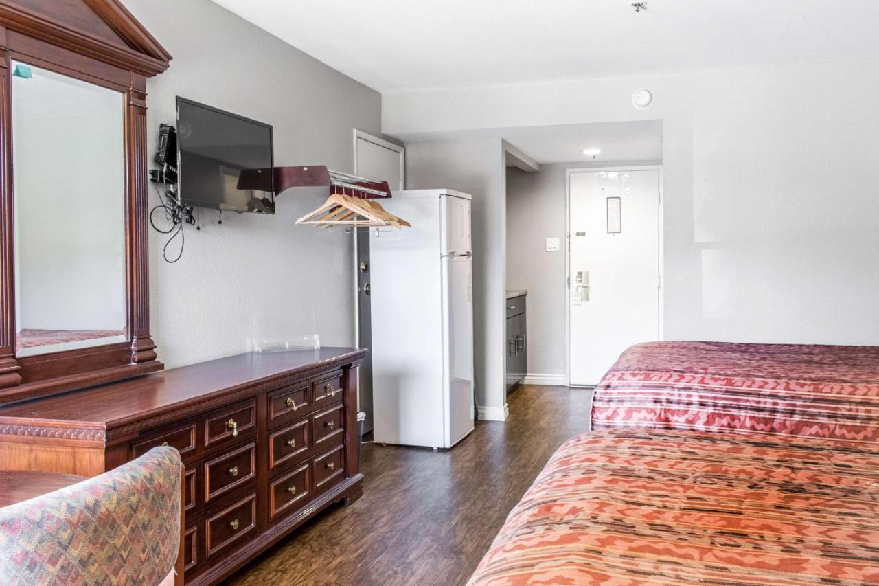 Econo Lodge Gorman エクステリア 写真